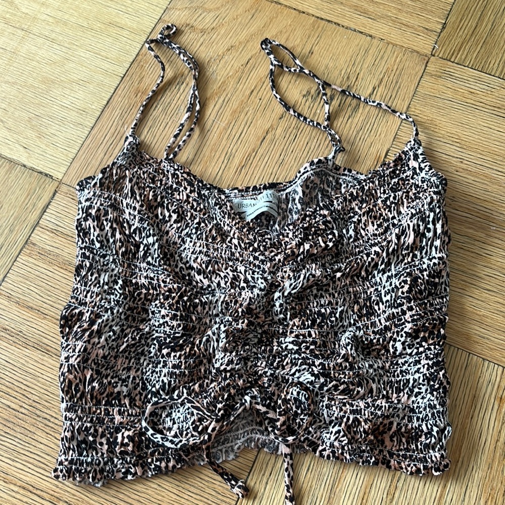 cheetah urban top
